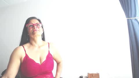 Snapshot of anaamature_ chatting on 10.24.25 anaamature_ online show from 10.24.25