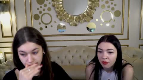 Snapshot of anabel2054 chatting on 01.27.25 Sweet girls online show from 01.27.25