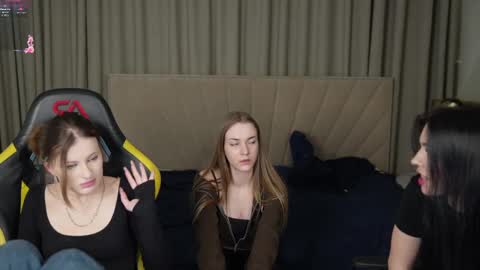 Snapshot of anabel2054 chatting on 02.28.25 Sweet girls online show from 02.28.25