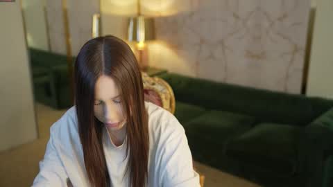 Snapshot of anabel2054 chatting on 10.05.25 Sweet girls online show from 10.05.25