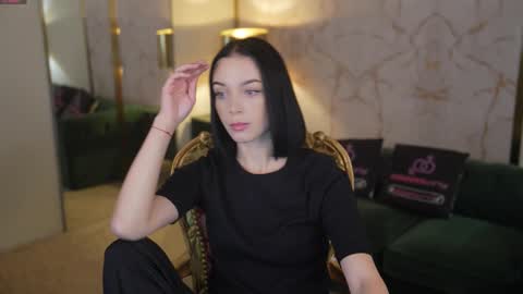 Snapshot of anabel2054 chatting on 12.04.25 Sweet girls online show from 12.04.25