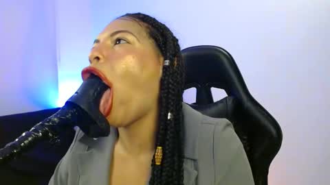 anabel alice gandara  online show from 01.17.25