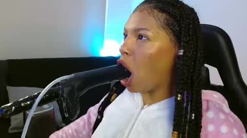 anabel alice gandara  online show from 01.19.25