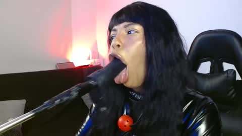 anabel alice gandara  online show from 02.22.25