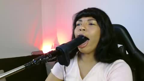 anabel alice gandara  online show from 02.24.25