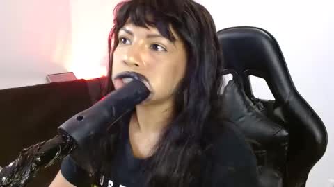 anabel alice gandara  online show from 02.25.25