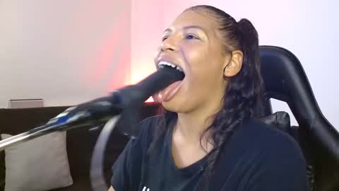 anabel alice gandara  online show from 03.11.25