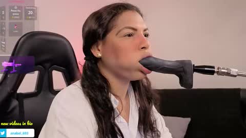 anabel alice gandara  online show from 10.05.25