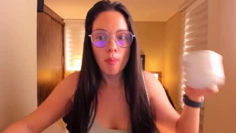 Snapshot of anabel_25 chatting on 01.08.25 Anabel online show from 01.08.25