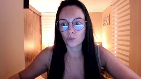 Snapshot of anabel_25 chatting on 02.06.25 Anabel online show from 02.06.25