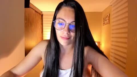 Snapshot of anabel_25 chatting on 02.27.25 Anabel online show from 02.27.25