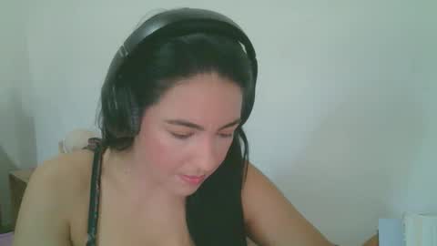 anabelenogueira1 online show from 05.29.26