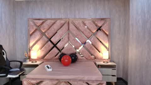 HI I AM ANABELL online show from 11.03.25