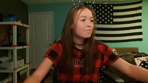 Anabelleleigh online show from 12.18.24