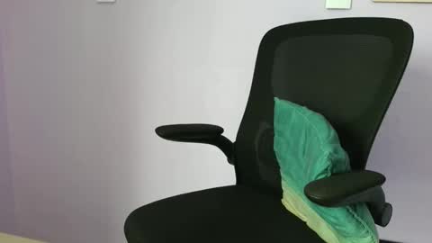 anabelucci_ online show from 03.17.26