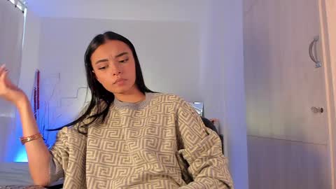 ANABEL WOLF  online show from 02.04.25