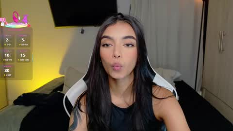 ANABEL WOLF  online show from 09.12.25