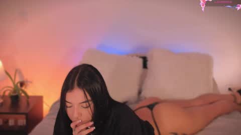 ANABEL WOLF  online show from 05.06.26