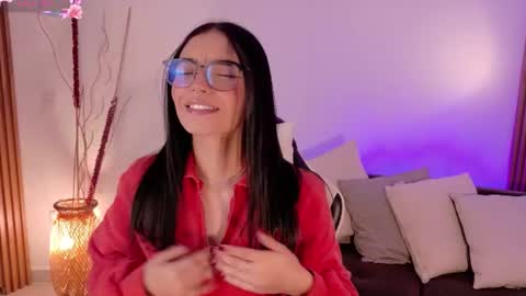 Snapshot of anabelwolf chatting on 06.18.26 ANABEL WOLF online show from 06.18.26