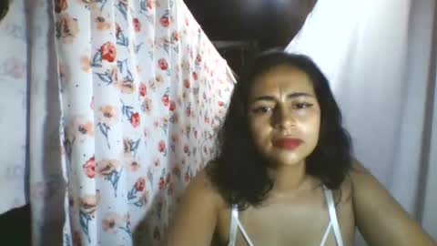 Snapshot of anabelxx16 chatting on 10.13.25 anabelxx16 online show from 10.13.25