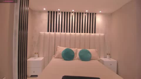 Ana  online show from 10.21.25