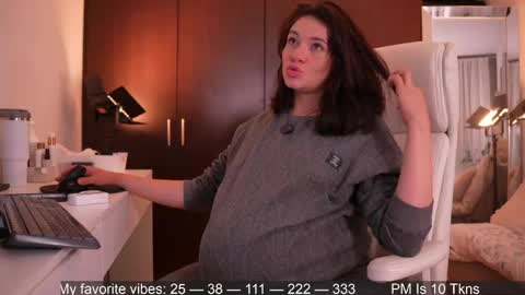 Snapshot of anah_ chatting on 05.04.26 IG Soyanah online show from 05.04.26