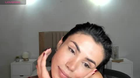 Ana Henao or Annie... Follow me ahenaocb Insta  X online show from 07.10.26