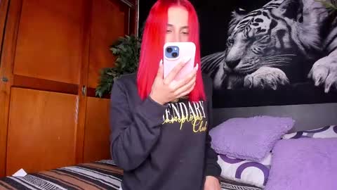 Anahi online show from 02.18.25