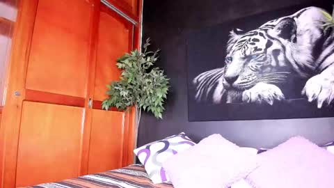 Anahi online show from 02.19.25