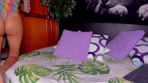 Anahi online show from 12.20.25