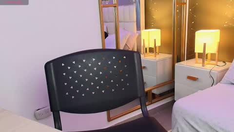 Anahi  online show from 09.08.25