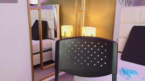 Anahi  online show from 09.14.25