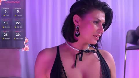 Anais online show from 04.17.26