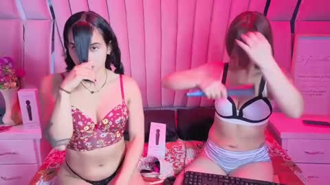 AbbyAndAntonela online show from 09.26.25