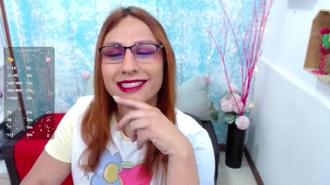 Analia online show from 10.15.25