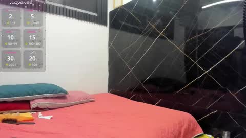 Analia smith online show from 11.07.25