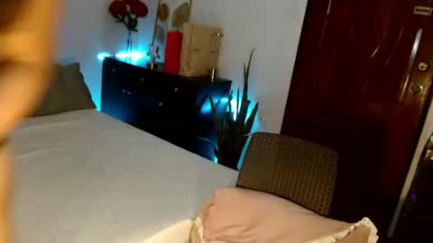 Snapshot of analordgoddessxx chatting on 01.16.26 Thena online show from 01.16.26