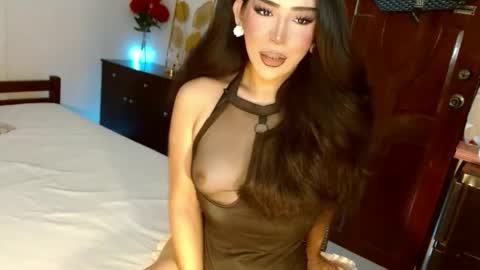 Thena online show from 04.26.26