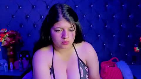 Snapshot of analybigboobs chatting on 10.04.25 catherin owen online show from 10.04.25