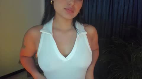 Snapshot of anamarieh chatting on 10.17.25 Ann online show from 10.17.25