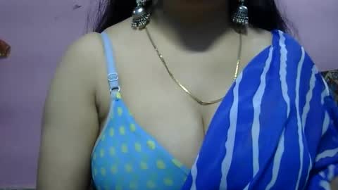 Snapshot of anamika794088 chatting on 02.19.25 anamika794088 online show from 02.19.25