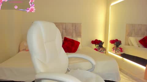 A N A  my connection hours are from 600 pm to 12 pm Colombian time online show from 01.16.26