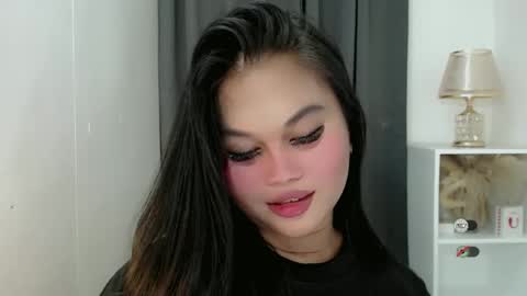 Snapshot of anaruru_ chatting on 02.17.26 ANA online show from 02.17.26