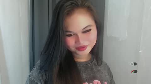 Snapshot of anaruru_ chatting on 04.01.26 ANA online show from 04.01.26