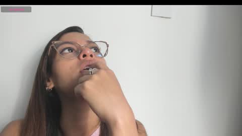 Snapshot of anasofia_07s chatting on 09.28.25 anasofia_07s online show from 09.28.25