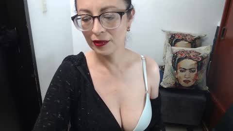  Anastacia  online show from 09.14.25