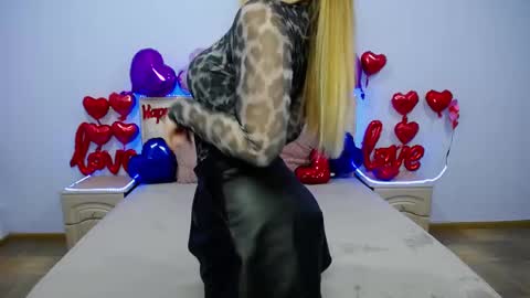 Snapshot of anastacyyellig chatting on 02.03.25 anastacyyellig online show from 02.03.25