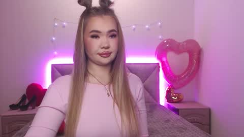 Snapshot of anastacyyellig chatting on 02.19.26 anastacyyellig online show from 02.19.26