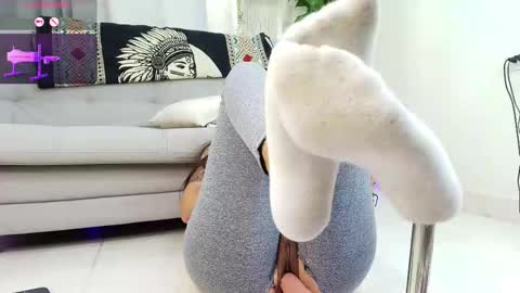 Snapshot of anastasia_gray12 chatting on 11.22.25 anastasia online show from 11.22.25