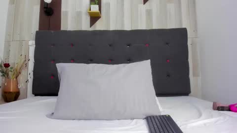 Snapshot of anastasiapriest chatting on 09.12.25 anastasia online show from 09.12.25